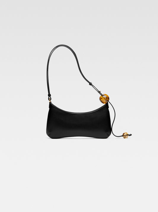 The Pearl Kiss - The Raffia